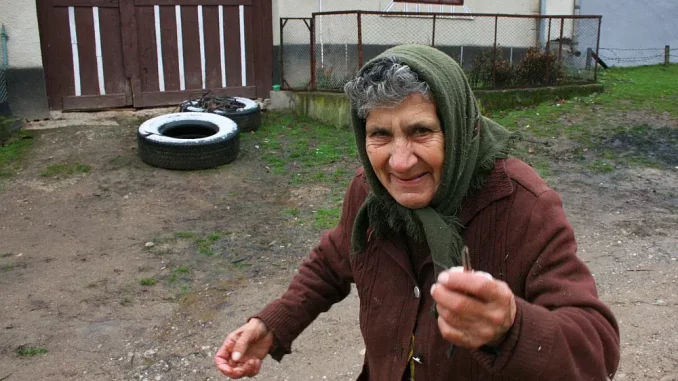 Ana pastratoarea cheii de la biserica din Calina Ana pastratoarea cheii de la biserica din Calina